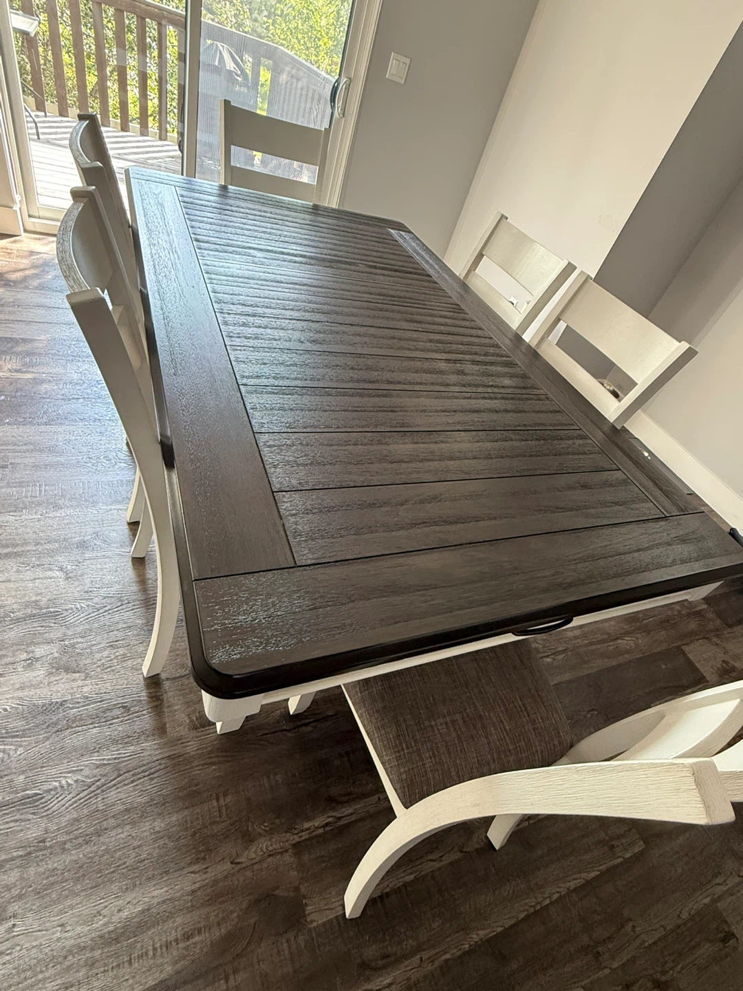 The Brick Dining Table with 6 Chairs – Excellent Condition - photo 2