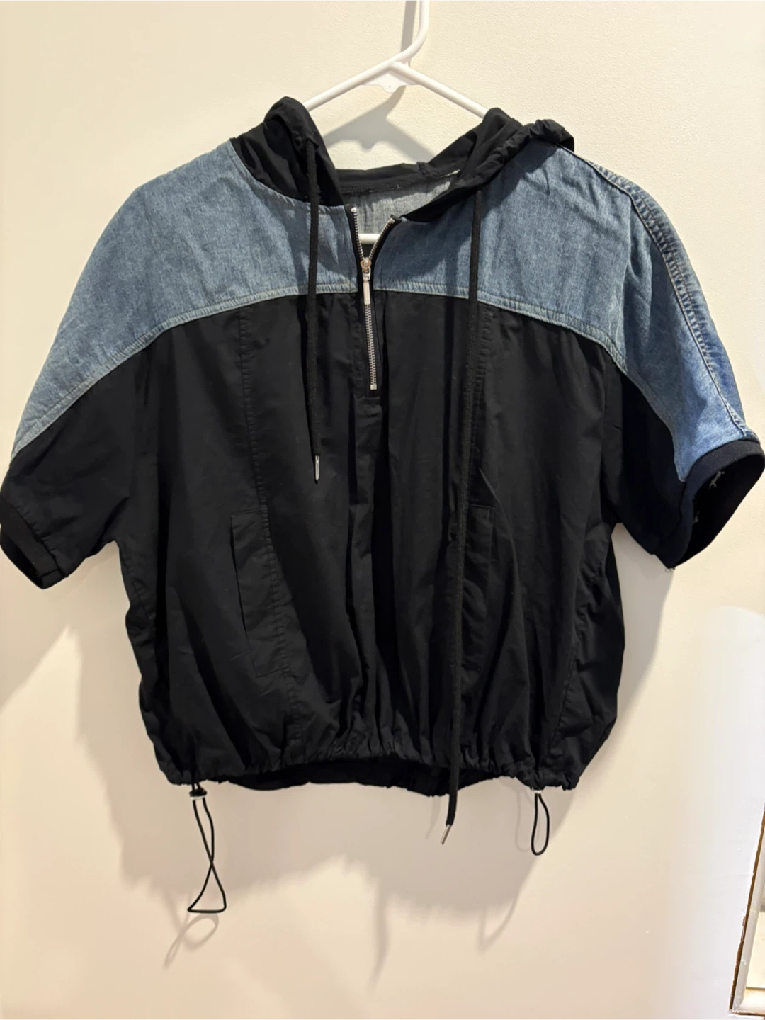 Cropped Hooded Jacket