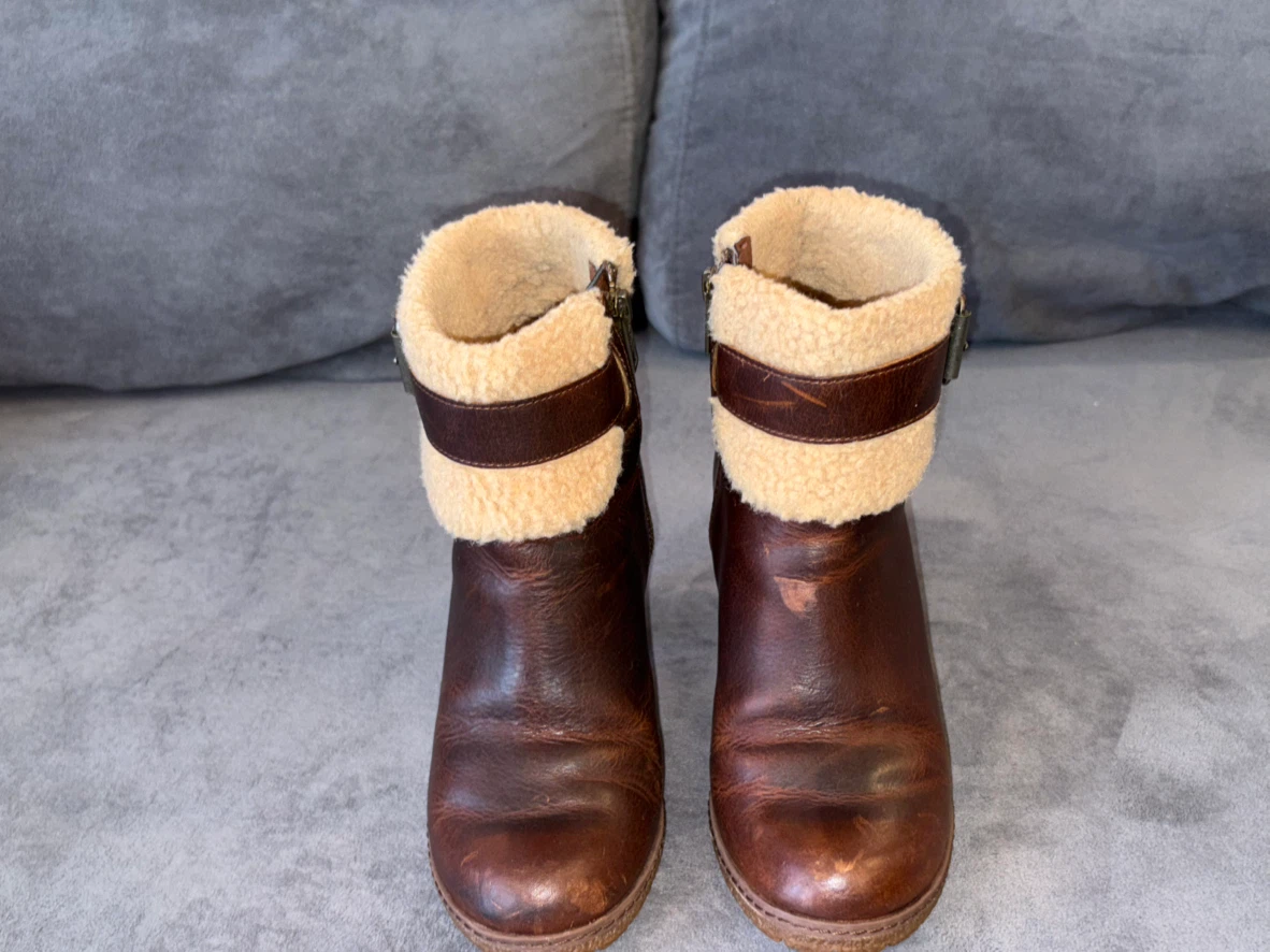 Timberland Brown Leather Fur Lined Ankle Boots size 6.5 - photo 4