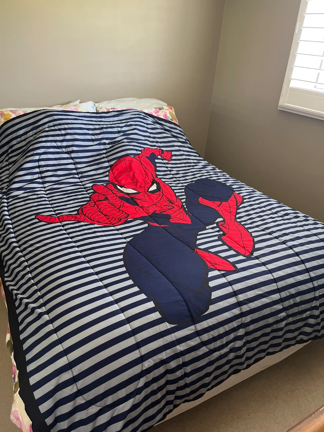 Marvel Spiderman Blue Striped Comforter