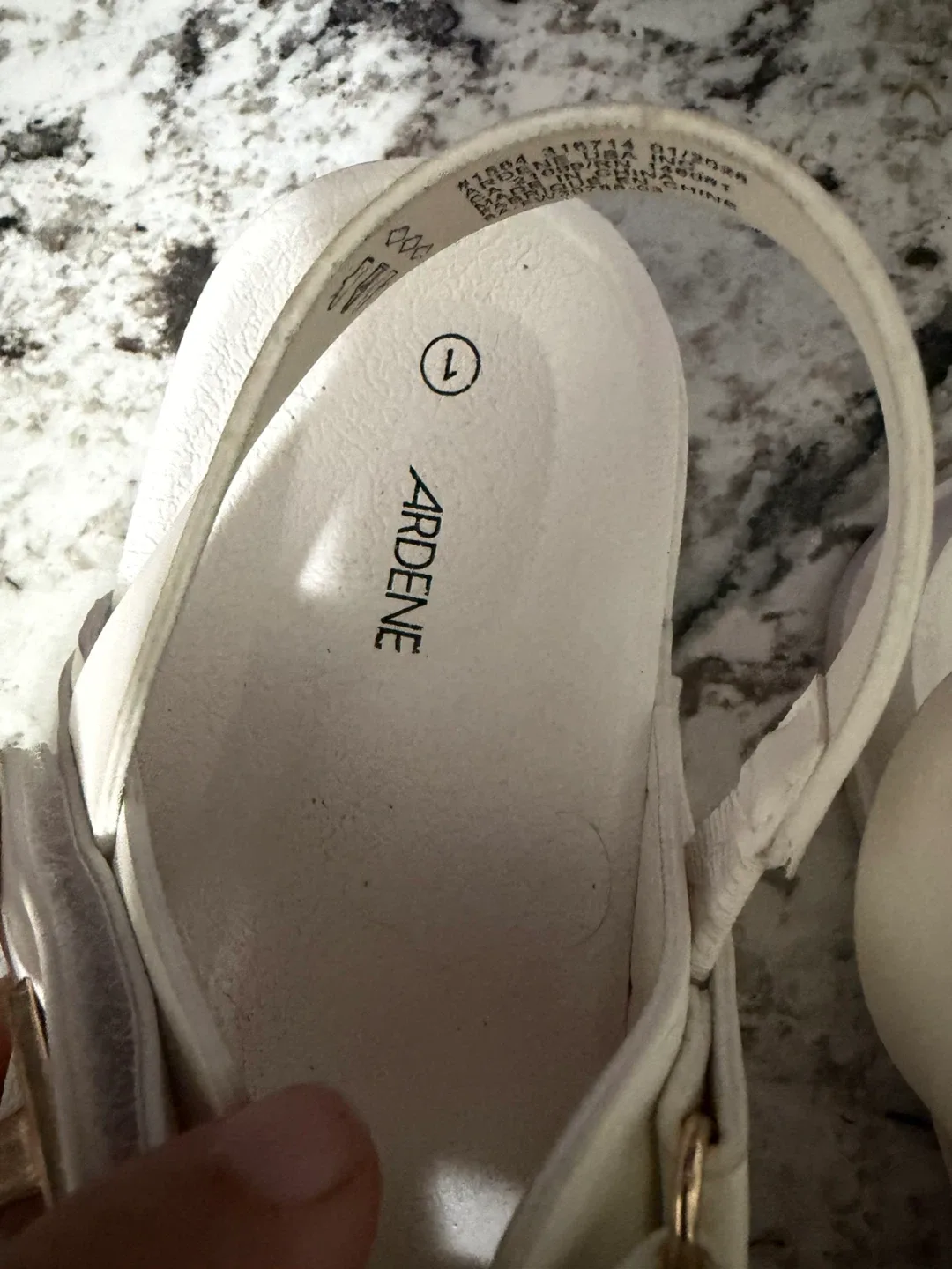Ardene Kids Lug Sole Double Strap White Sandals - Size 1 - photo 3