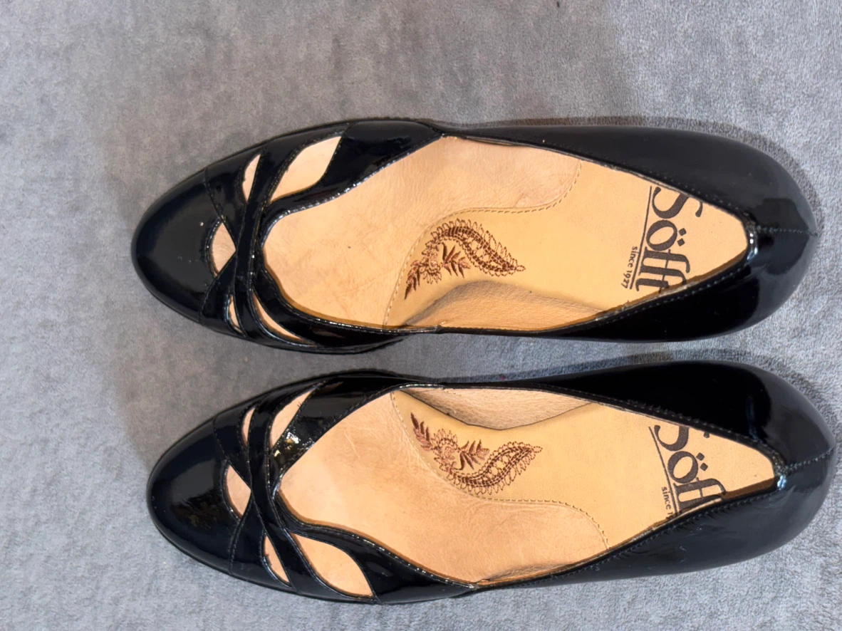 Söfft Black Patent Leather Heels - photo 5