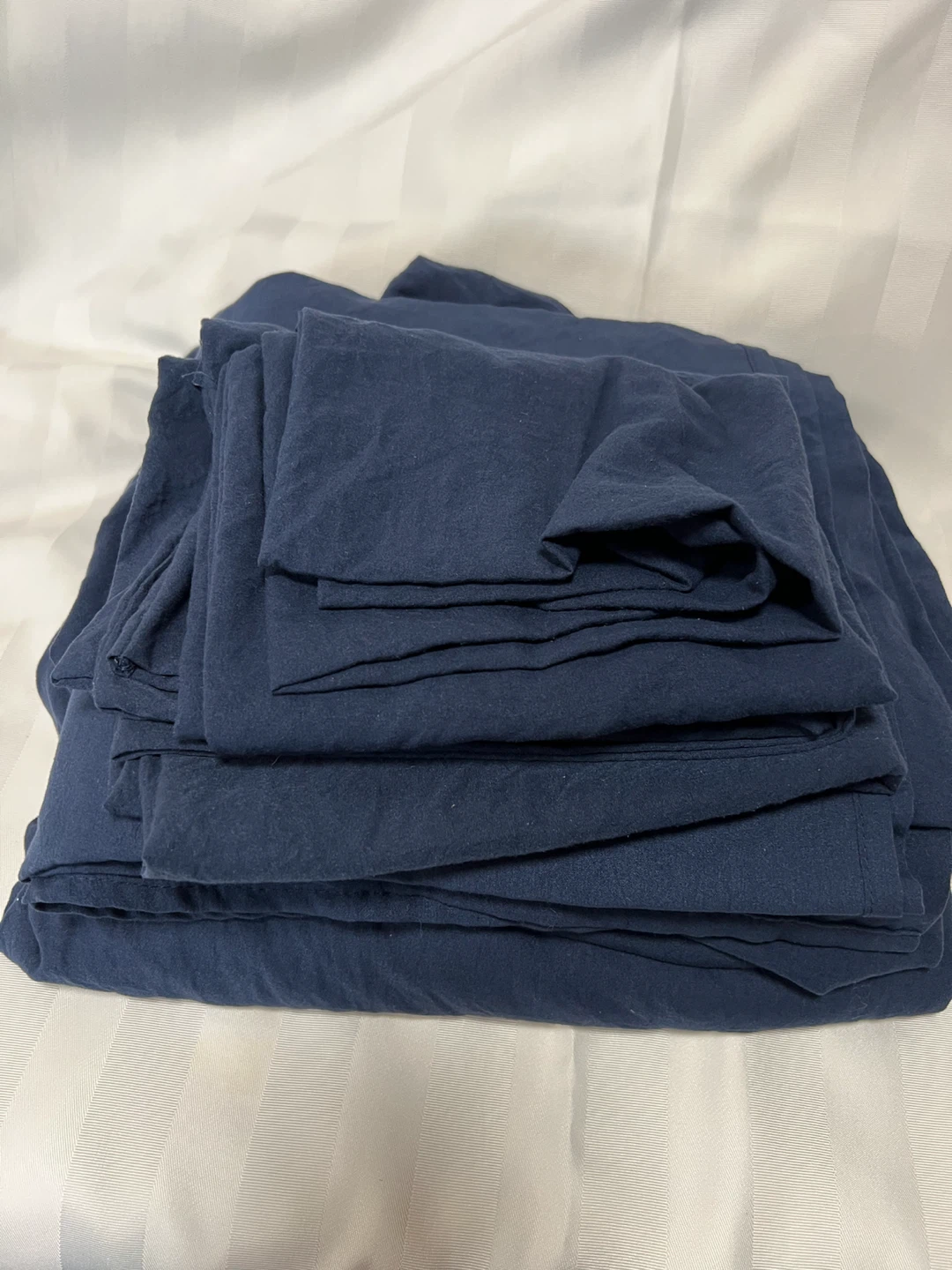 Navy Blue Bed Sheet Set