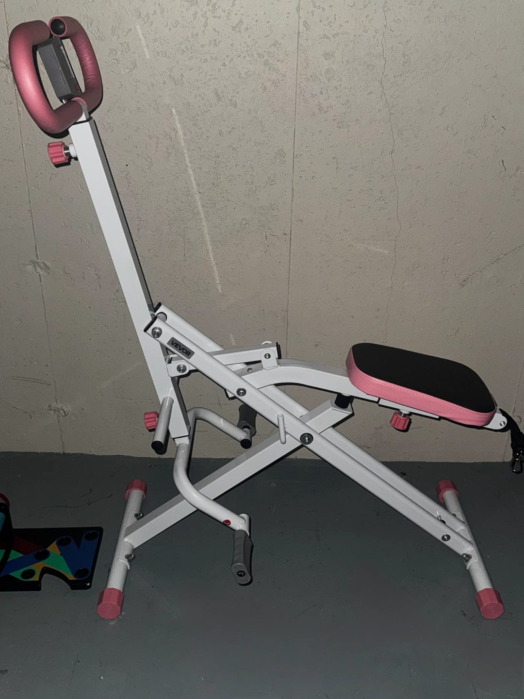 Fitness Squat Machine