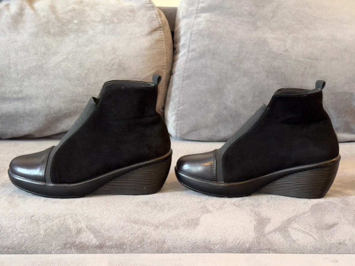 Black Suede Wedge Ankle Boots - photo 2