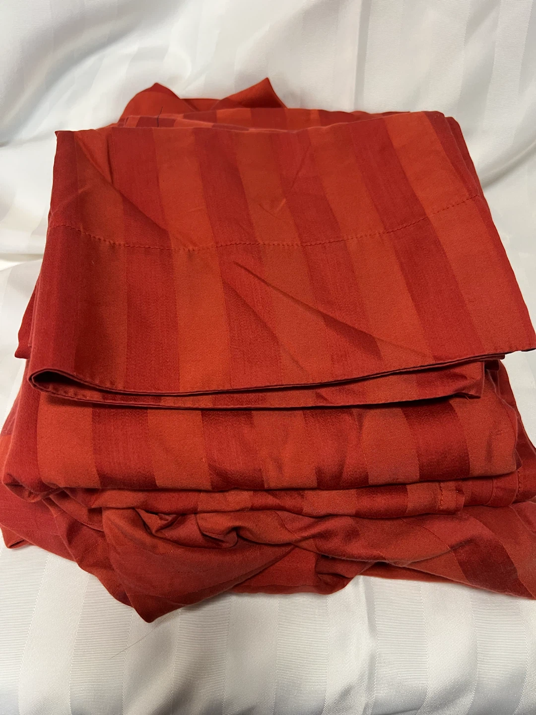 Red Striped bed sheets