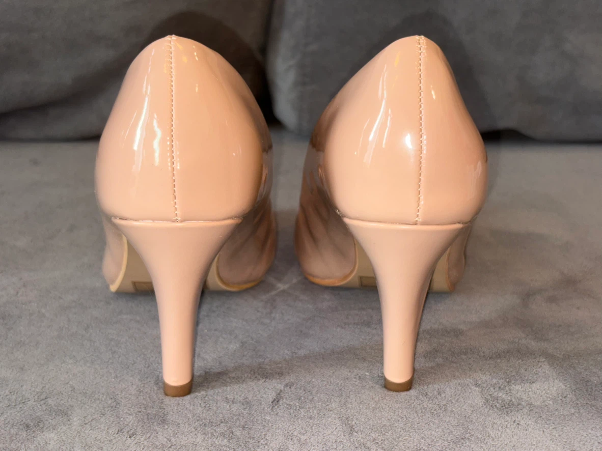 Sofi Pointed Toe Heels Size 6 - photo 2