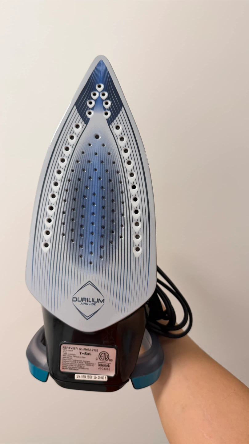 T-fal Ultraglide Anti-Calc Plus Steam Iron - photo 2