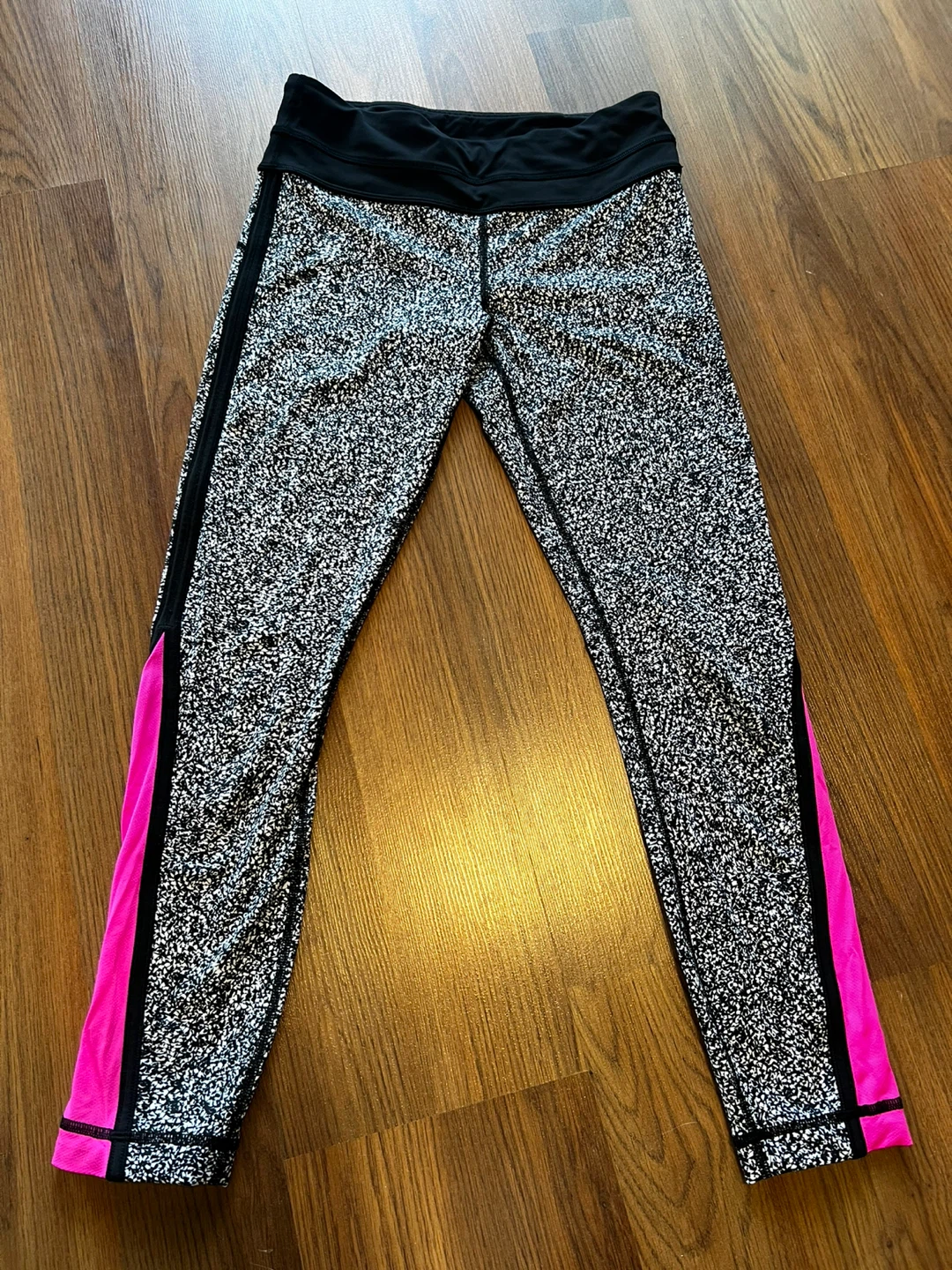 Lululemon Leggings Black & White Speckle with Pink Accents