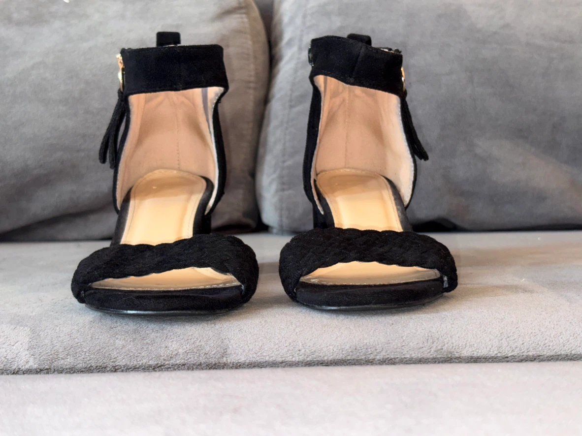 Black Suede Block Heel Sandals - photo 4