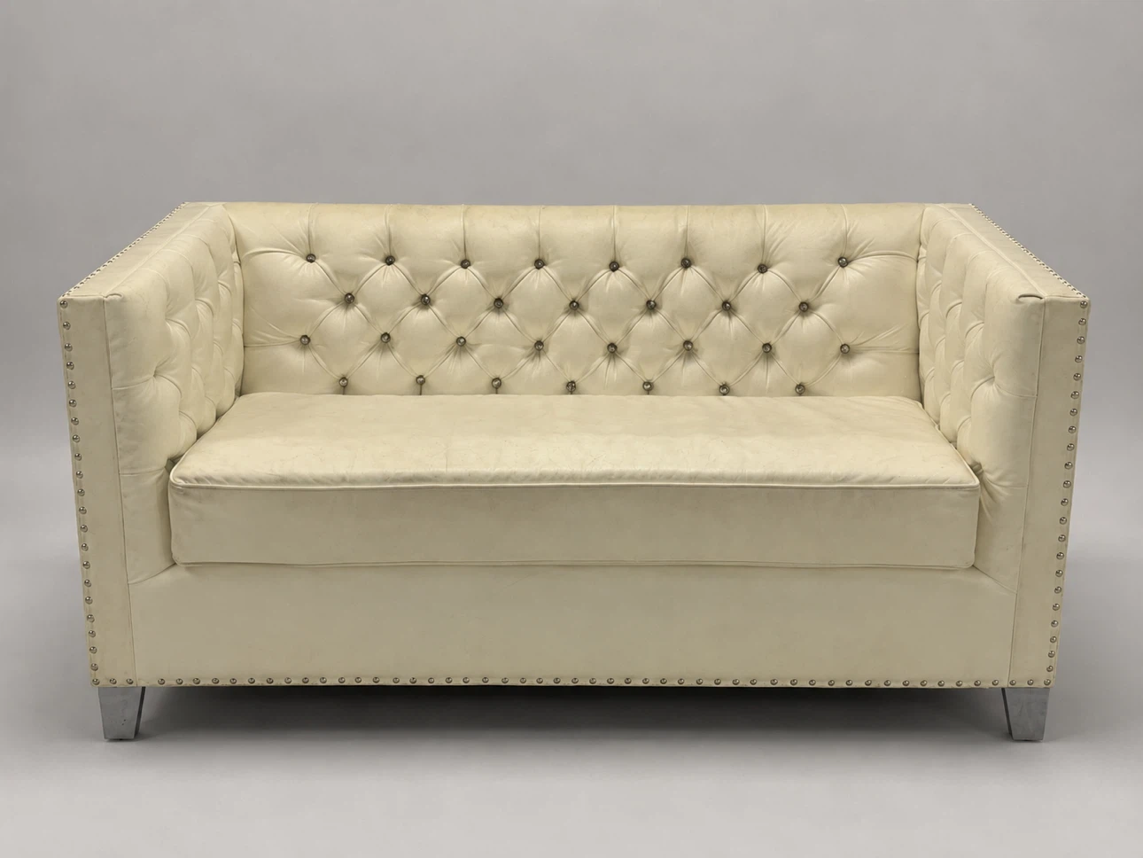 Elegant Cream Tufted Loveseat