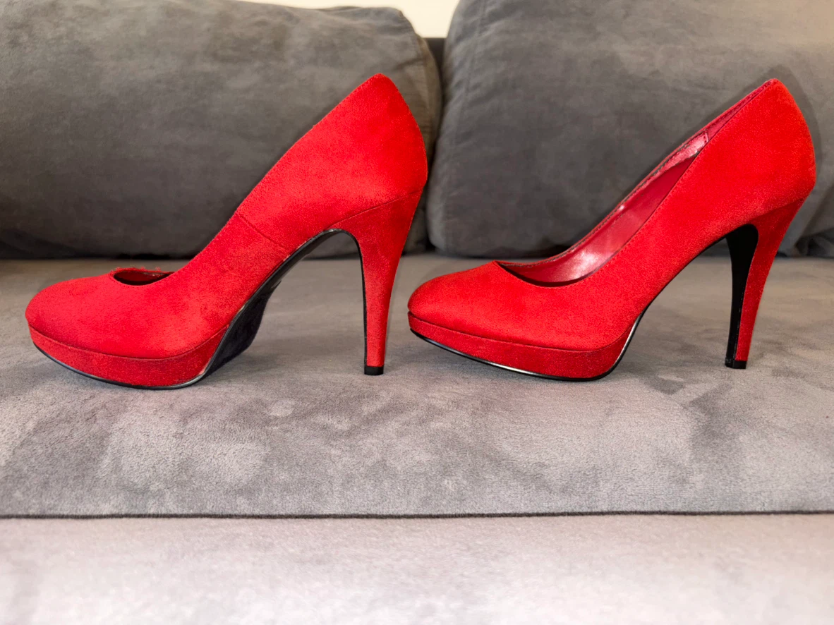 Red Platform High Heels - photo 2