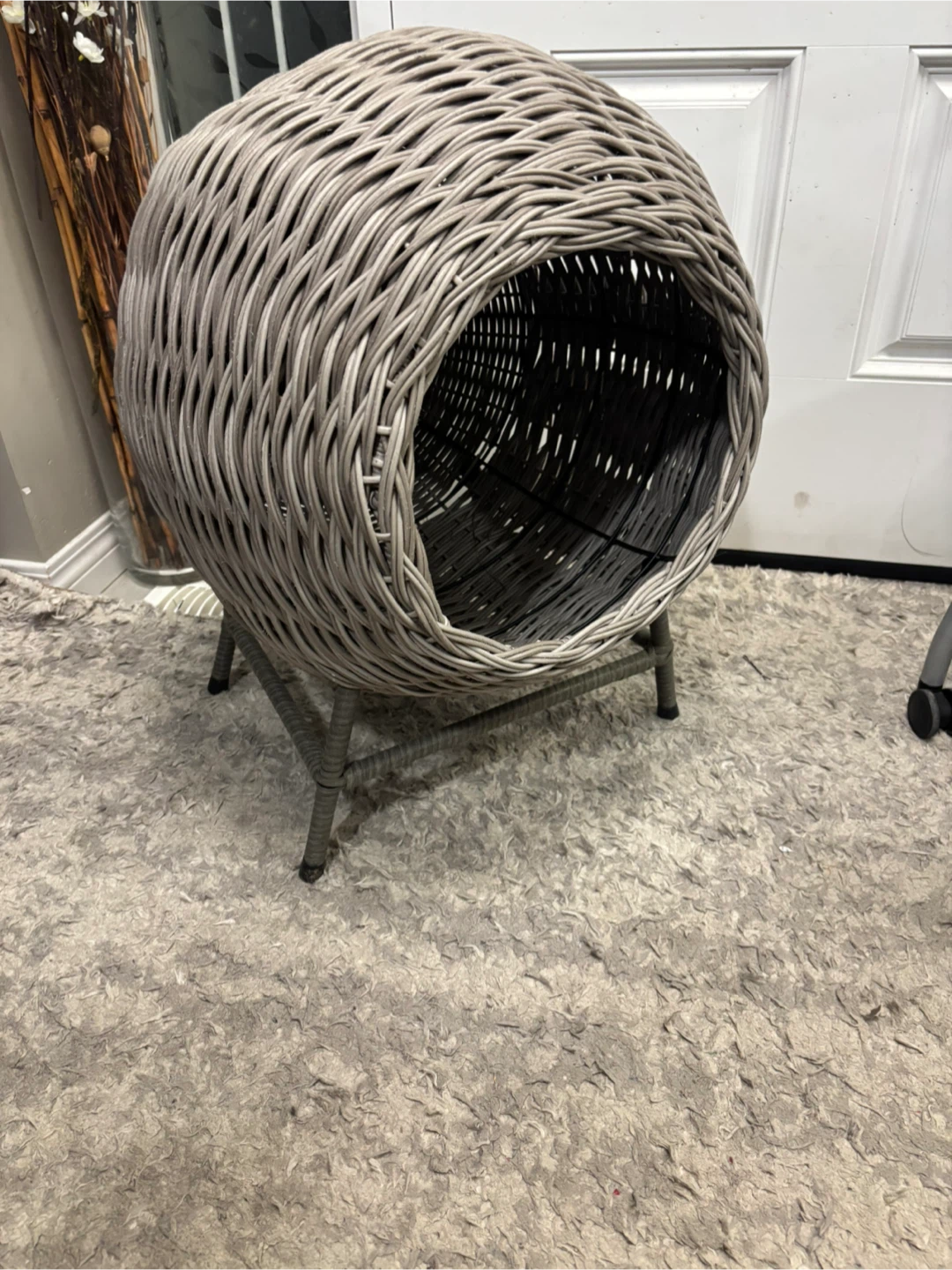 Woven Pet Bed