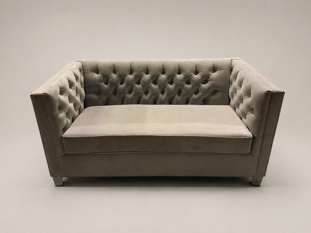 Elegant Grey Velvet Tufted Loveseat