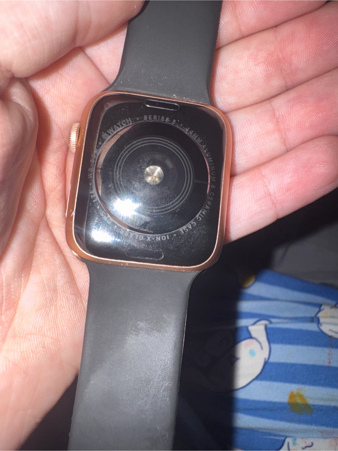 Apple Watch Series 5 44mm GPS + Cellular Gold Aluminum Case - photo 2