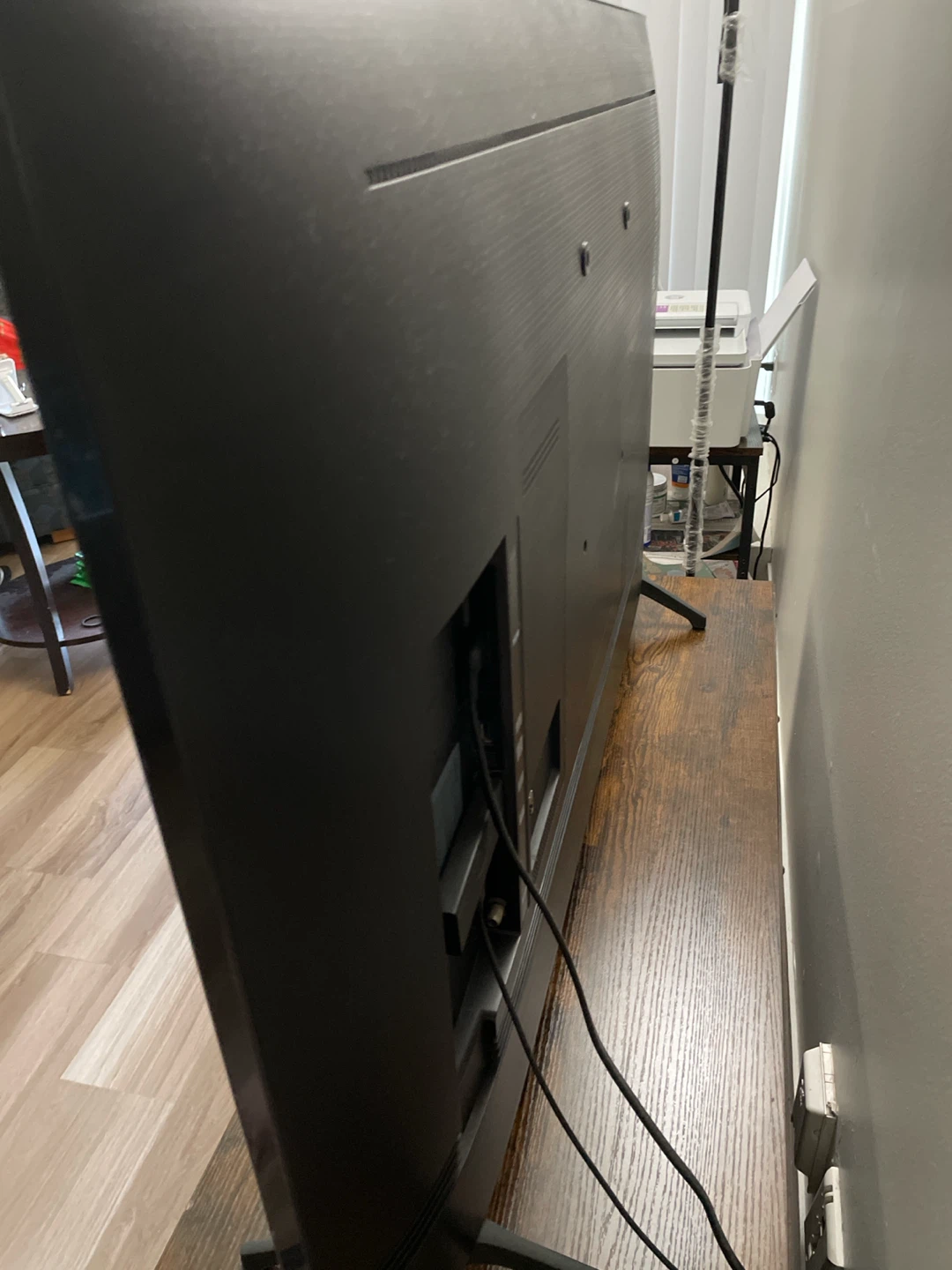[CRACKED DISPLAY] Samsung 4K 50inch TV - photo 3
