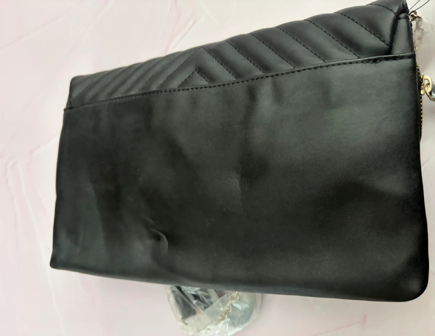 New Guess Black Crossbody Flap Bag with Gold Chain Strap - photo 3