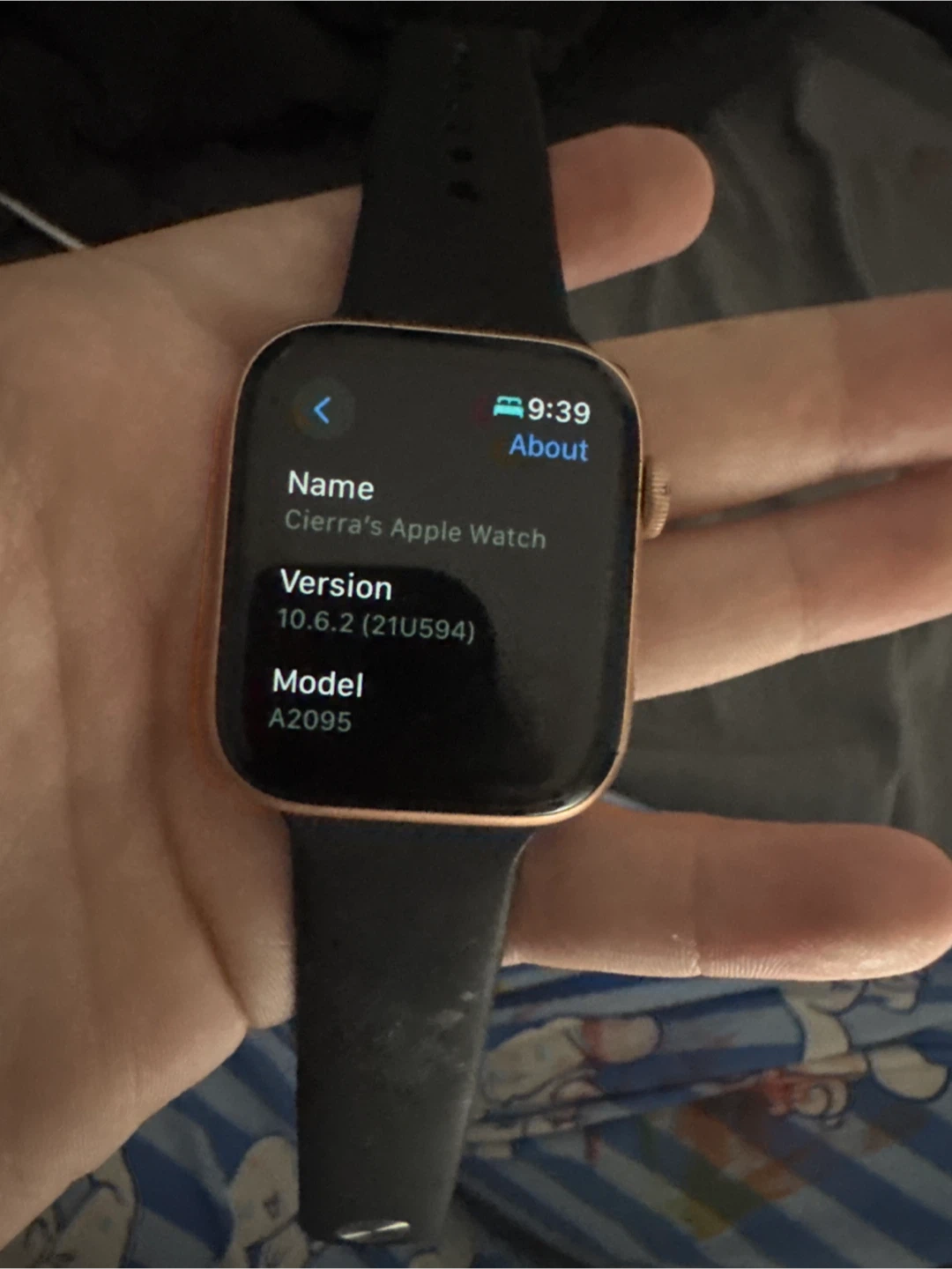 Apple Watch Series 5 44mm GPS + Cellular Gold Aluminum Case - photo 4