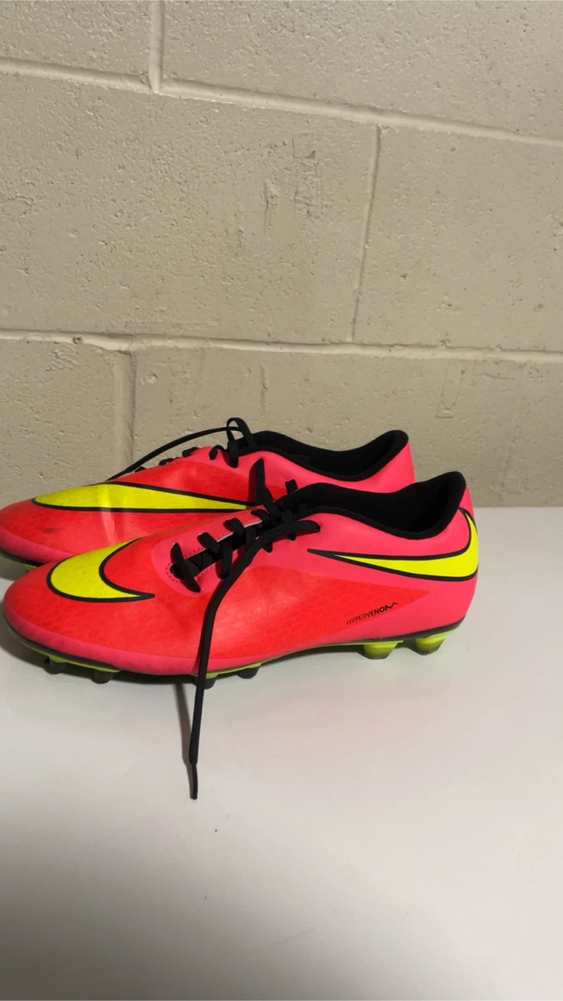Nike Hypervenom Soccer Cleats Size 11.5 - photo 3