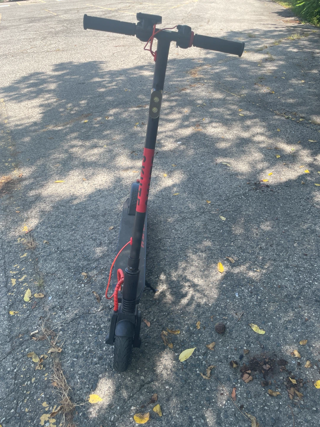 red and black electric hyper skute scooter - photo 3