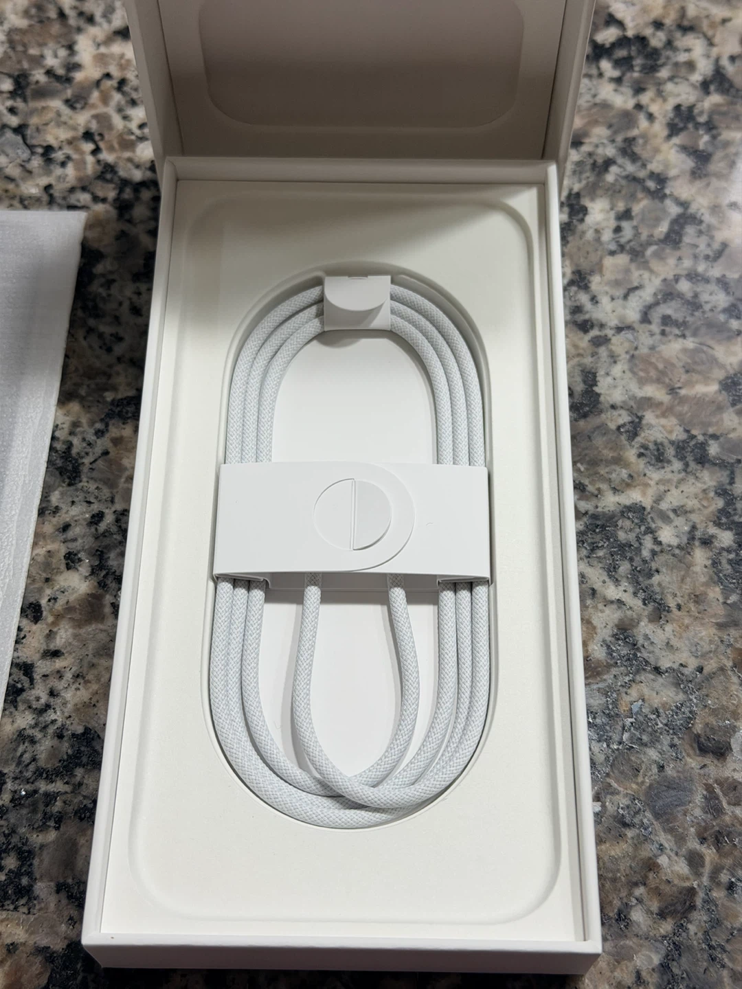  iPhone 17 Pro Max Cosmic Orange w/ 100% battery health - photo 4