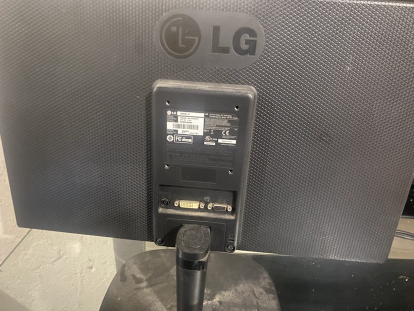 LG 22M35D-B 22" Monitor - photo 2