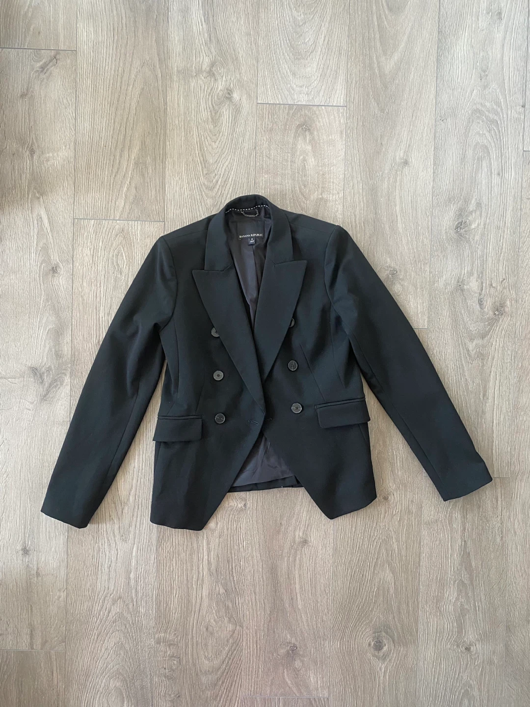 Banana Republic double-breasted blazer from fall 2019 - photo 2