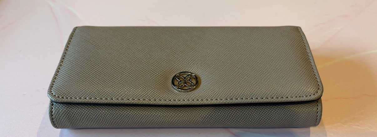 $10 for 3 Wallets - photo 4