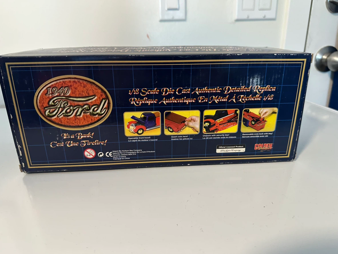 Diecast 1/18 Scale Pepsi Cola Truck in Box - photo 3