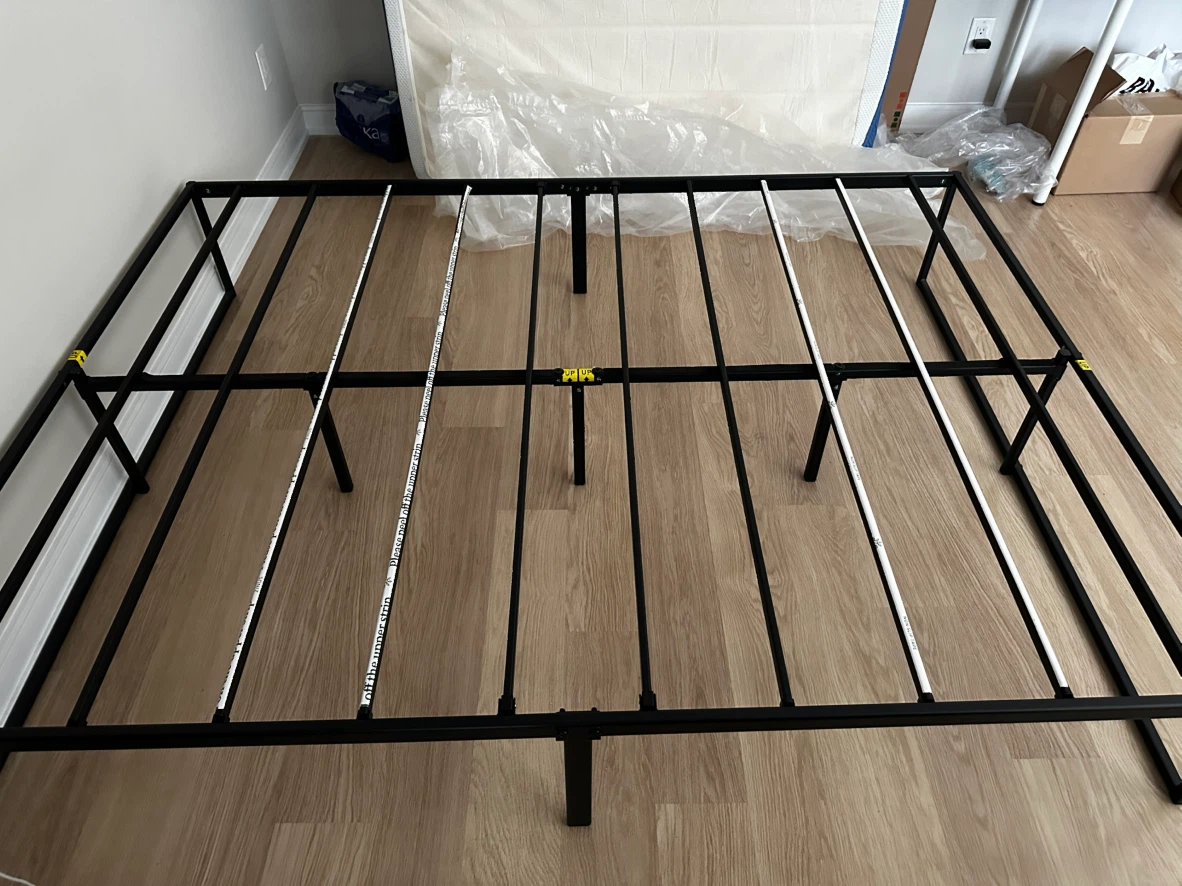 Zinus Queen Black Metal Bed Frame - photo 2