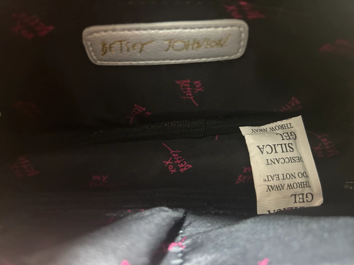 Betsey Johnson Silver Diamond Card Crossbody Bag - photo 3