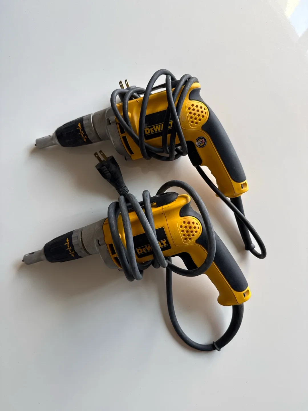 x2 DEWALT DW272 VSR Drywall Screwdriver (pair) - photo 3