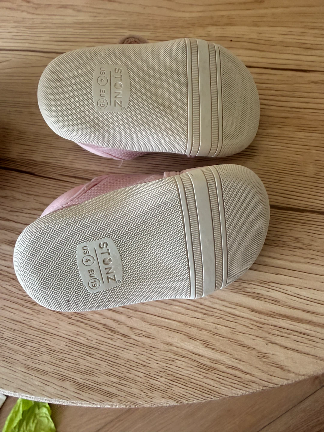 Stonz Pink Baby Shoes - photo 2
