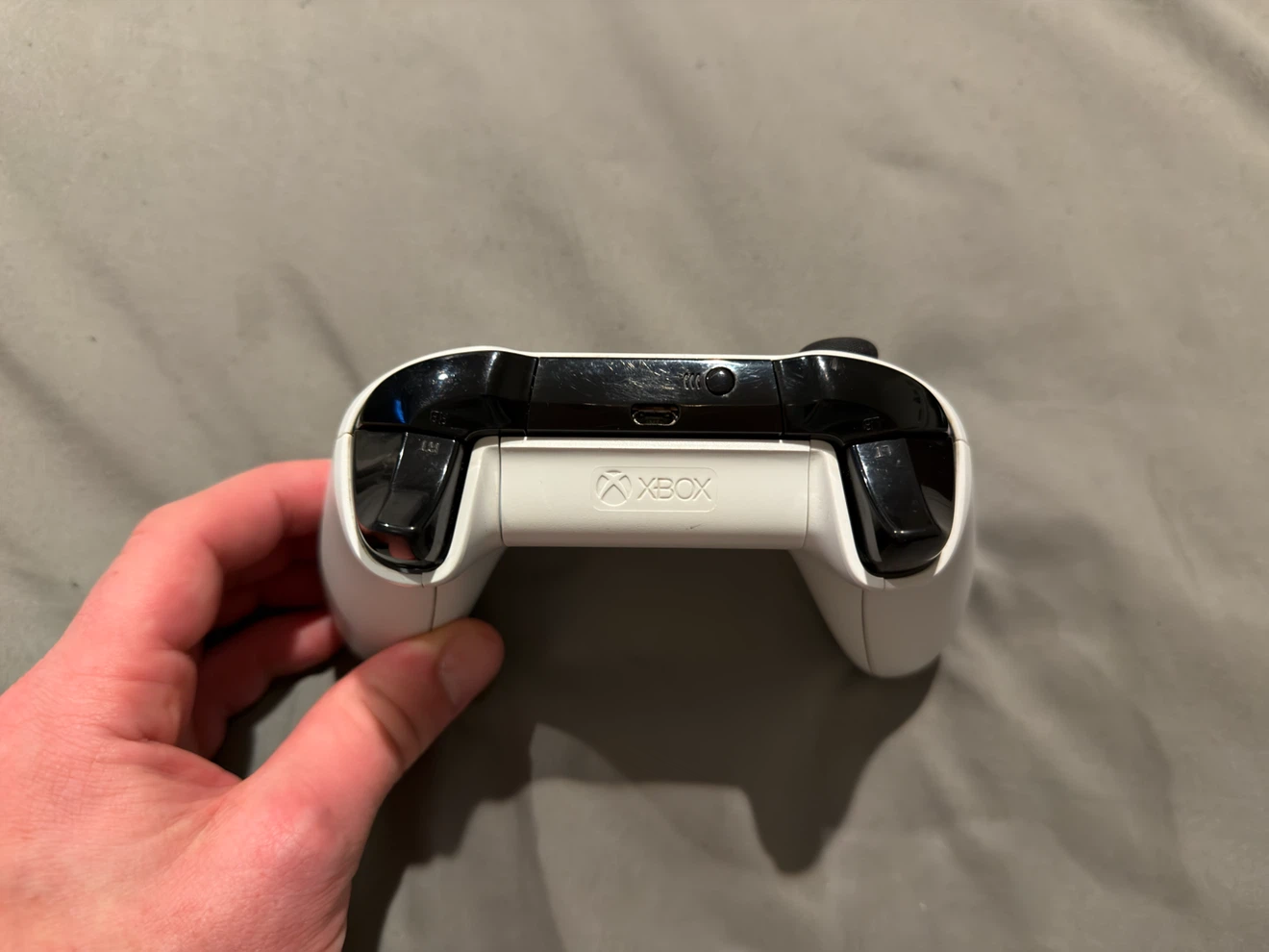 White Xbox Bluetooth Wireless Controller - photo 3