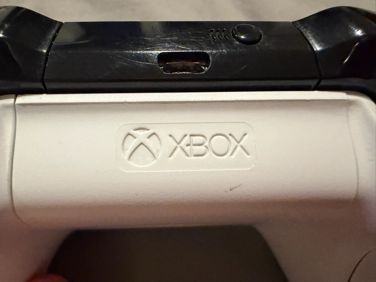 White Xbox Bluetooth Wireless Controller - photo 5