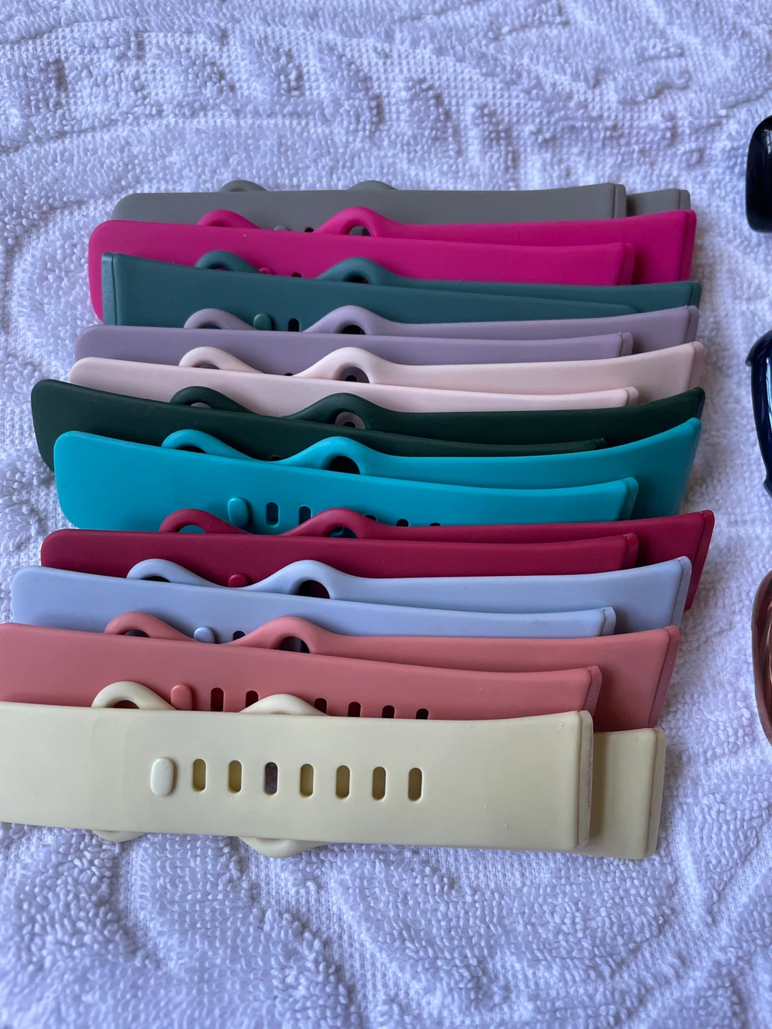 Fitbit sense 2 Bands and Screen Protectors - photo 2
