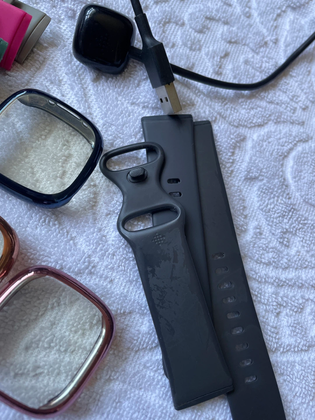 Fitbit sense 2 Bands and Screen Protectors - photo 4