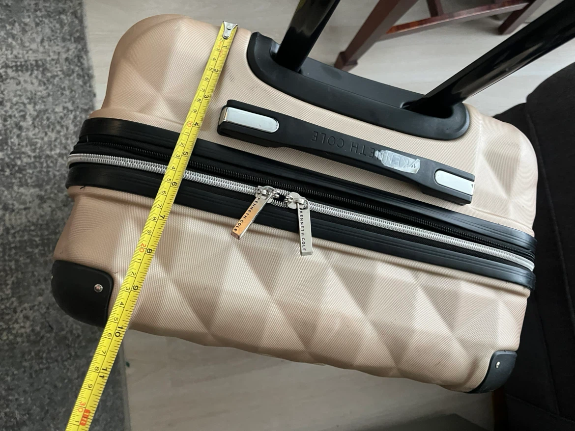 Kenneth Cole Reaction Luggage Set24” - photo 2