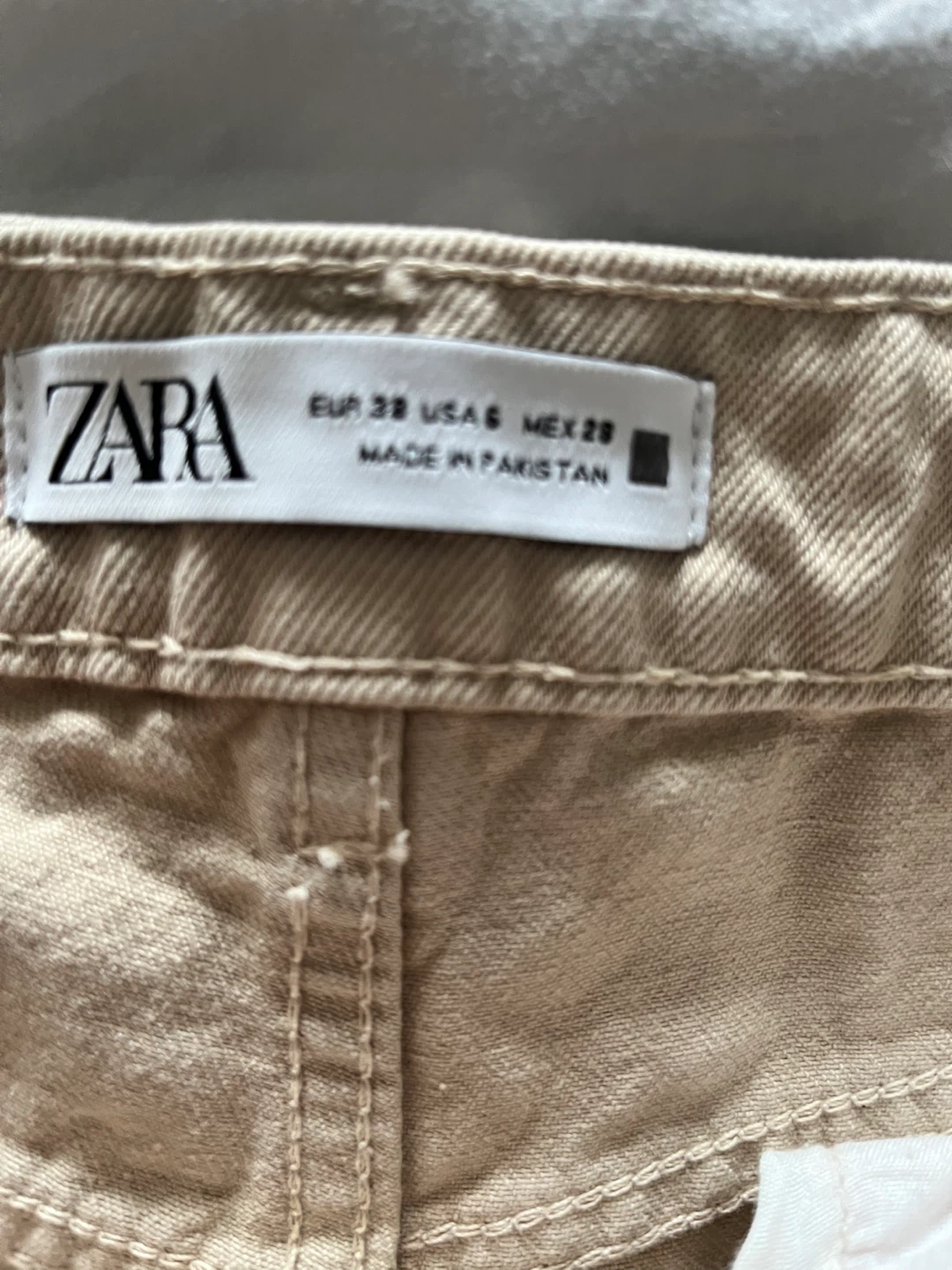 Zara Beige Relaxed Fit Jeans Size 38 - photo 2