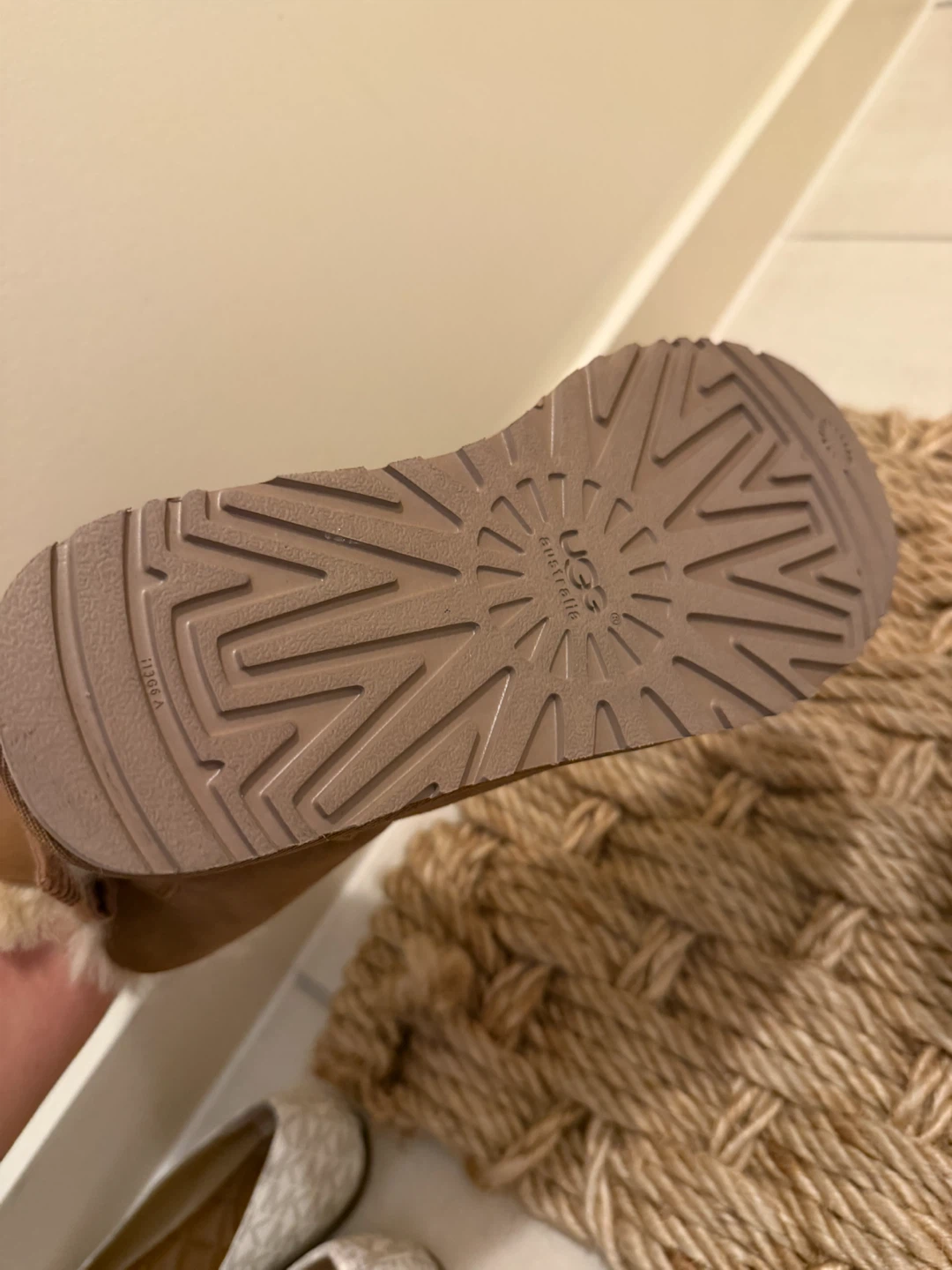 Ugg Australia Boots with Bows - photo 3