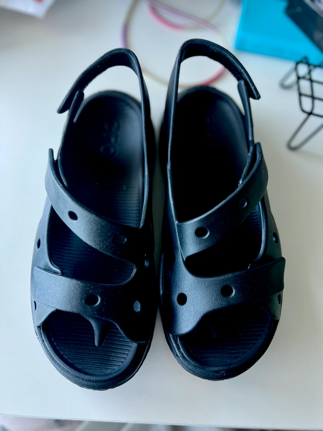 Crocs Caged Sandals Women Size 9 - photo 2