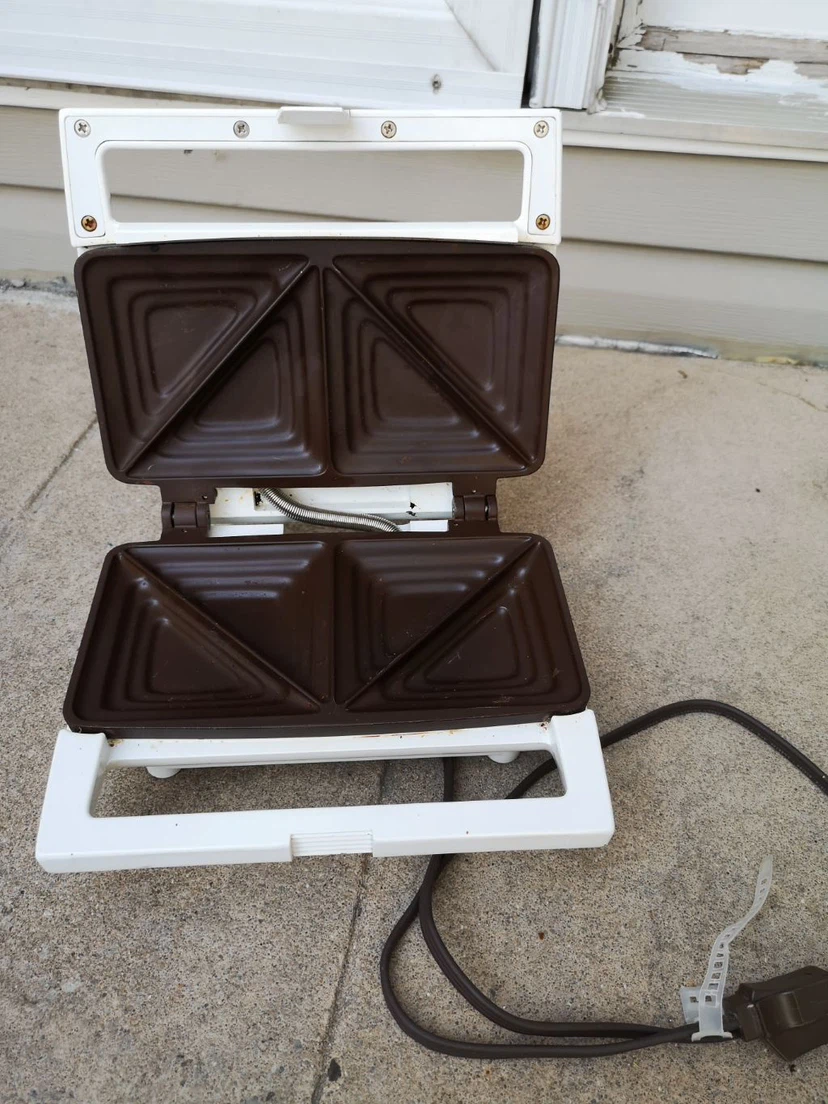 Sunbeam Snack Factory Sandwich Maker - photo 2