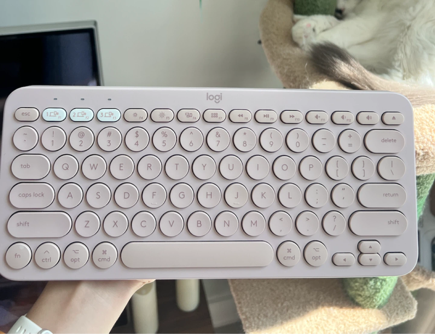 Logitech Logi Pebble K380 Wireless Keyboard - Pink - photo 2