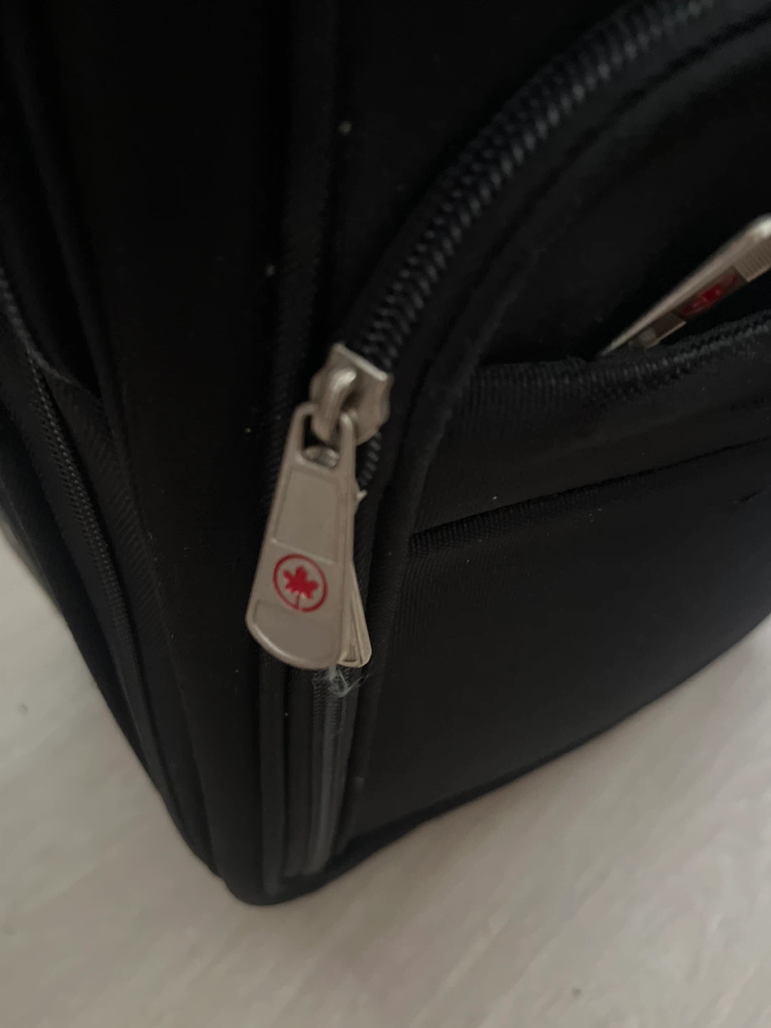 Air Canada Black Rolling Suitcase Luggage 22” - photo 3