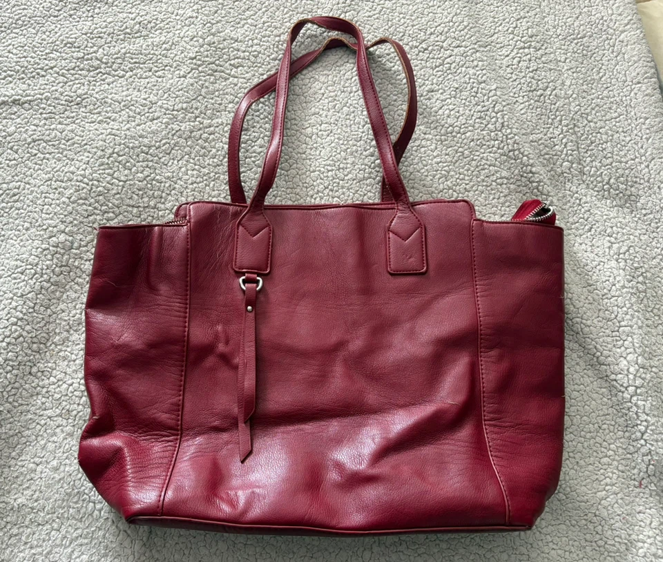 Women’s Burgundy Purse