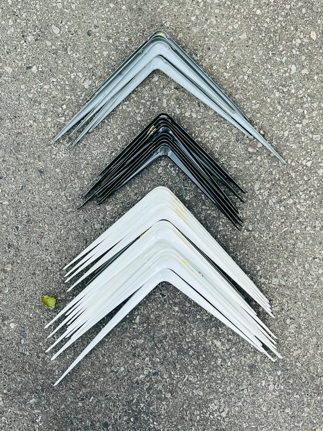 Steel shelf brackets