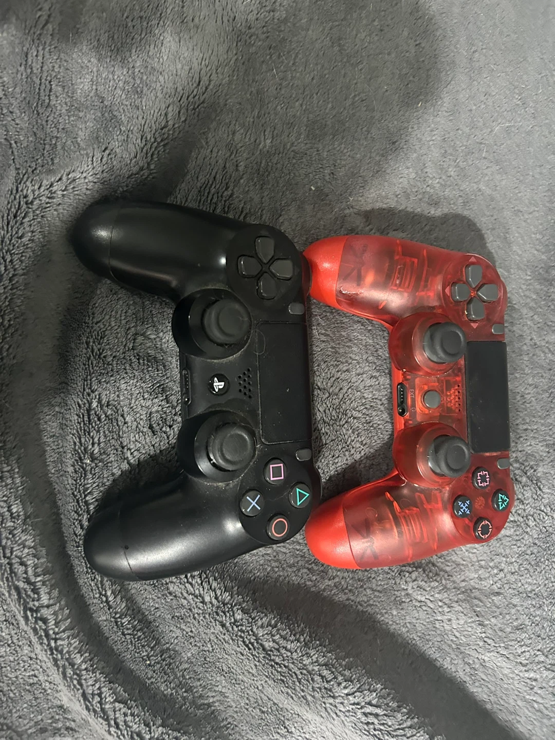 Sony PlayStation 4 DualShock 4 Controllers (2-Pack)