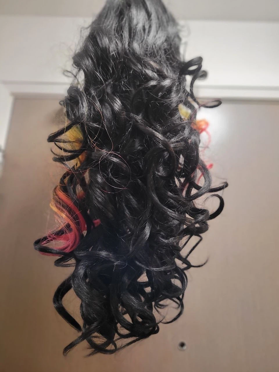 Long beautiful wavy Accent Wig - photo 3