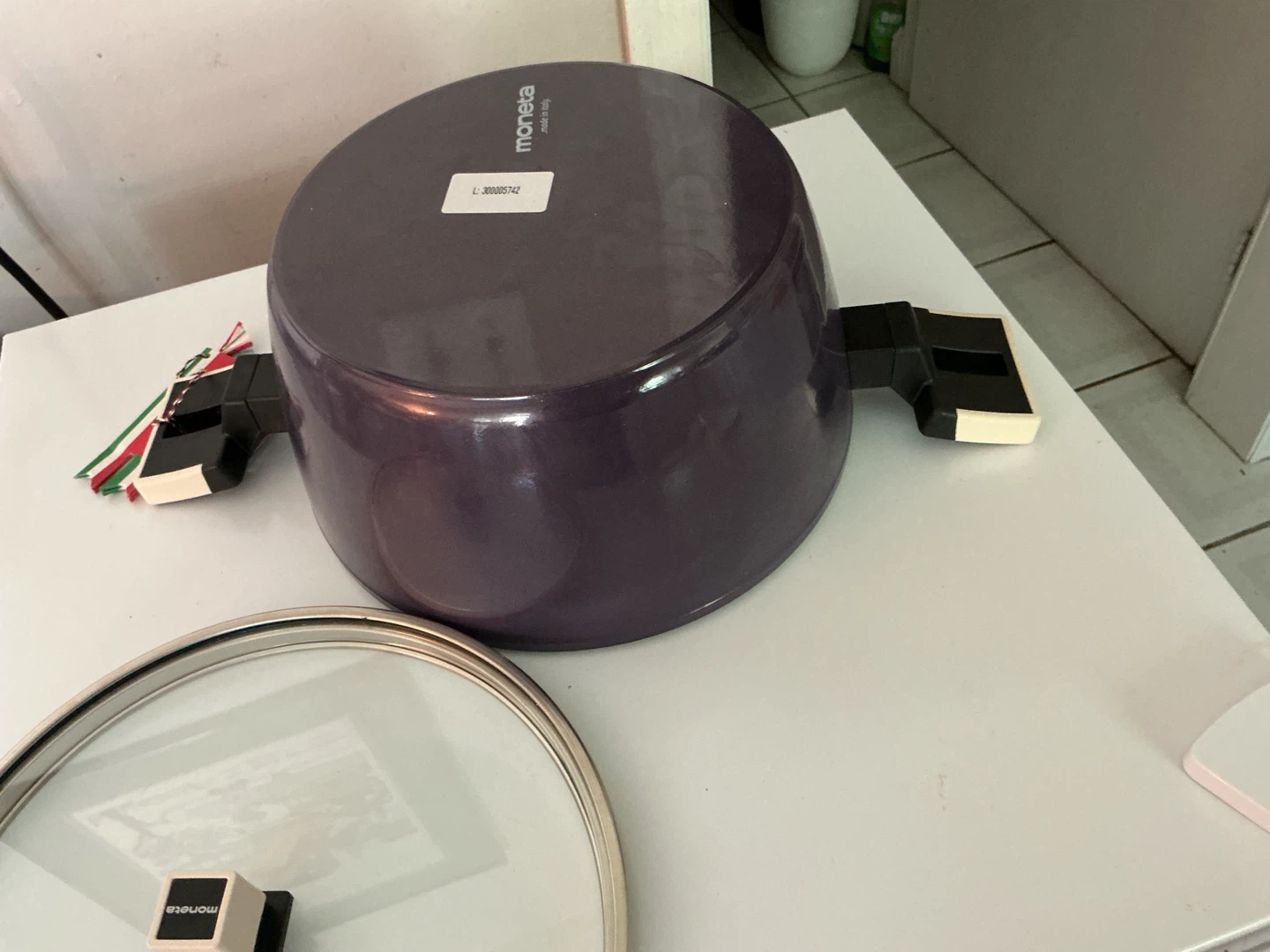 Moneta Ceramic Pot with Lid - photo 4