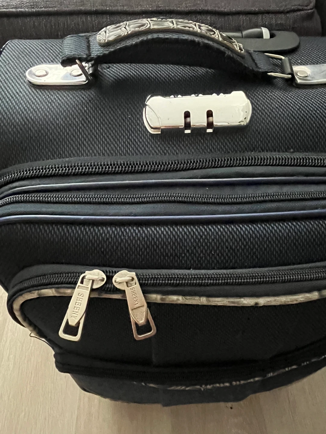Blue Rolling Suitcase 20.5”haha 10” 14” - photo 2